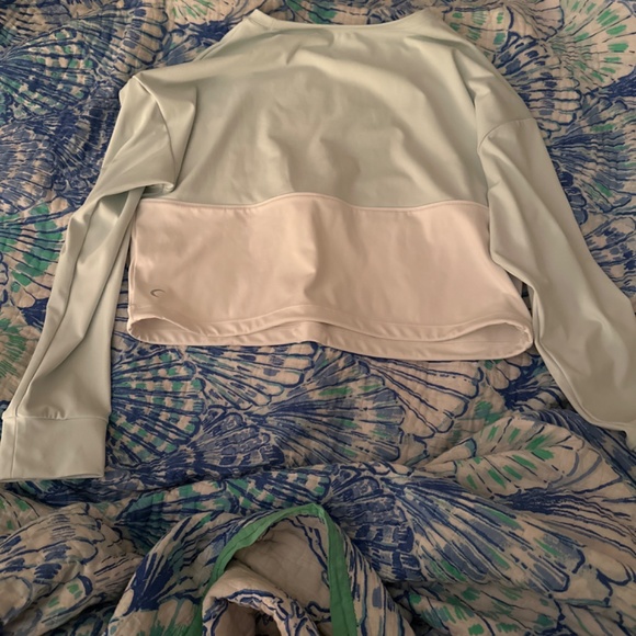Zyia Mint Cinch Crop Long Sleeve T Size Large mint green and white - Picture 5 of 5